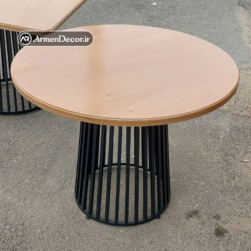 پایه فلزی مینیمال مخروطی