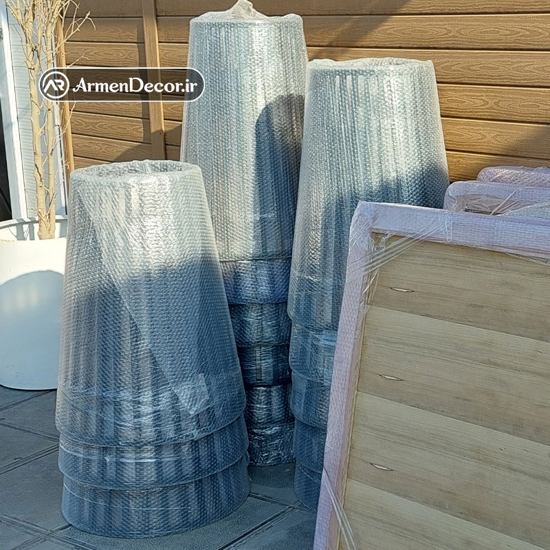 پایه فلزی مینیمال مخروطی