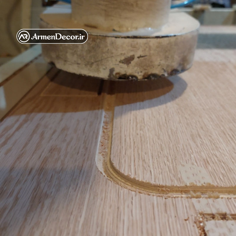 پایه فلزی مینیمال مخروطی