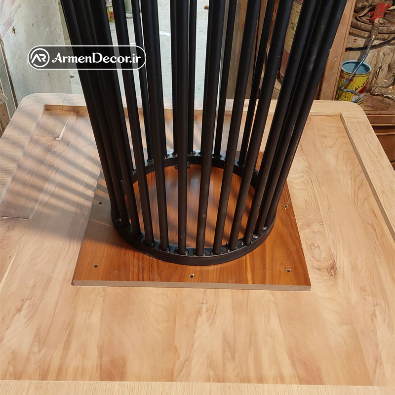 نصب پایه فلزی مینیمال مخروطی