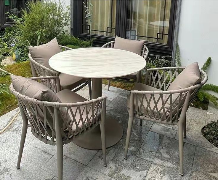 میز فلزی تک پایه